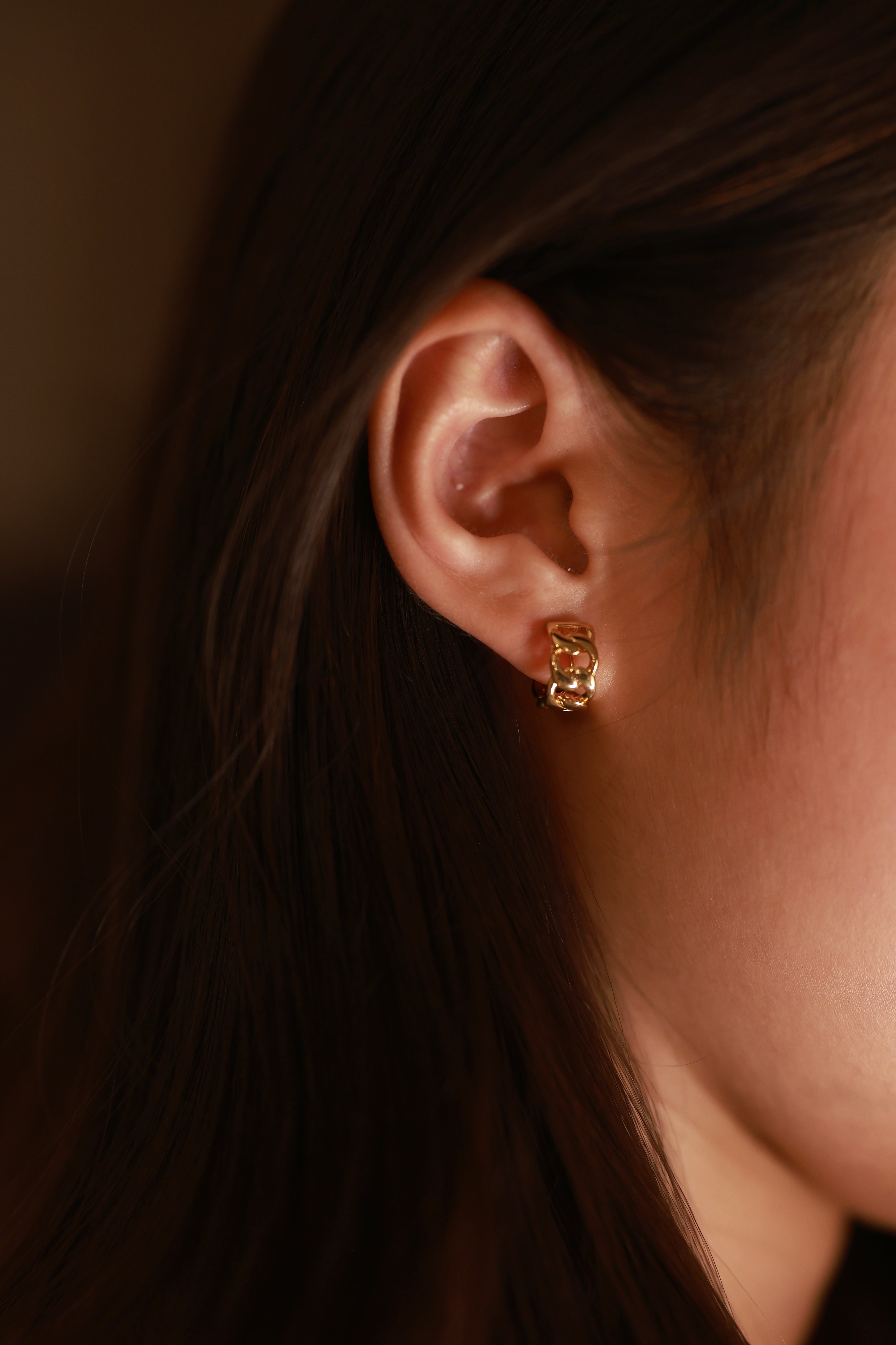 Interlock Chain Hoops — image 3