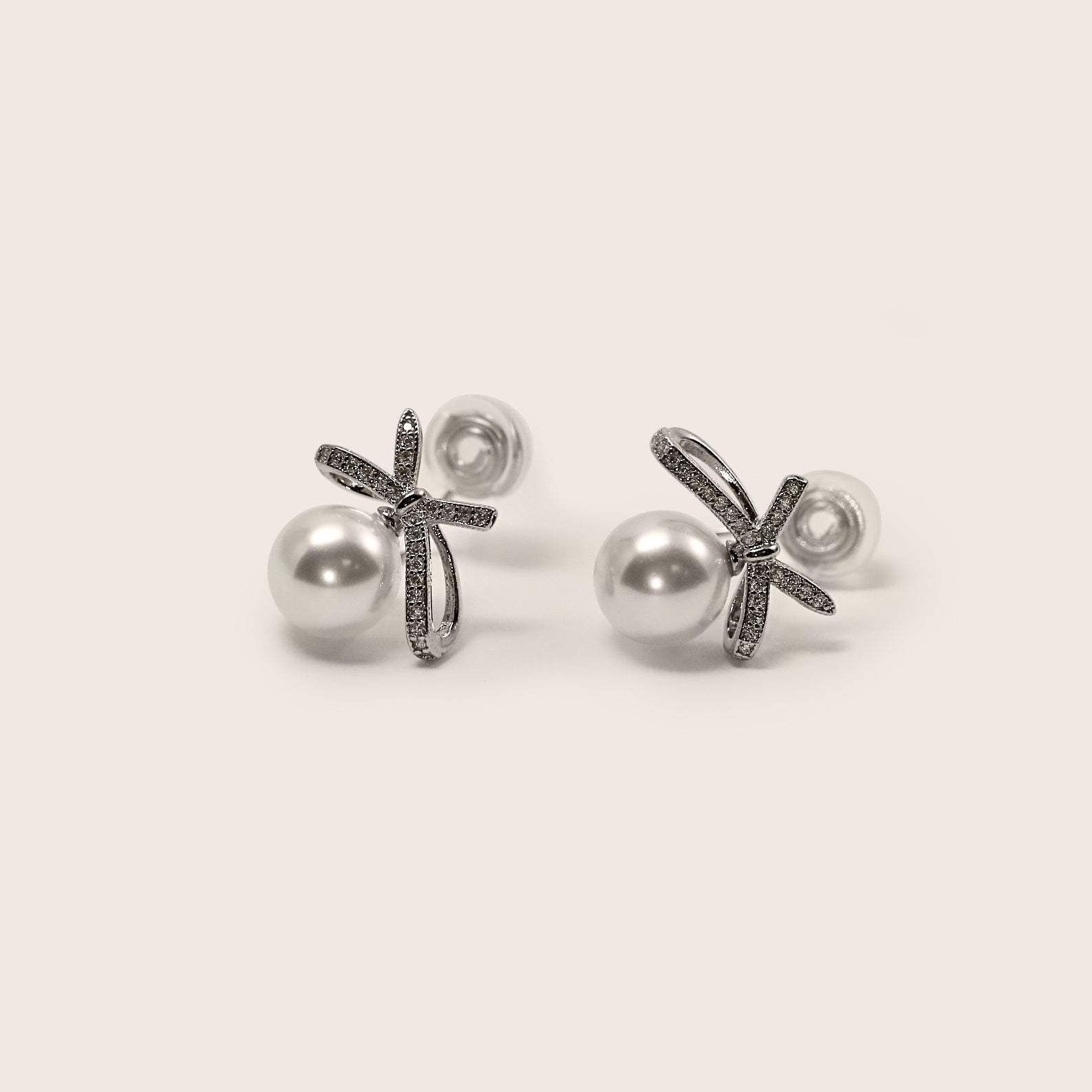 Pearl Tie Luxe Clips — image 4