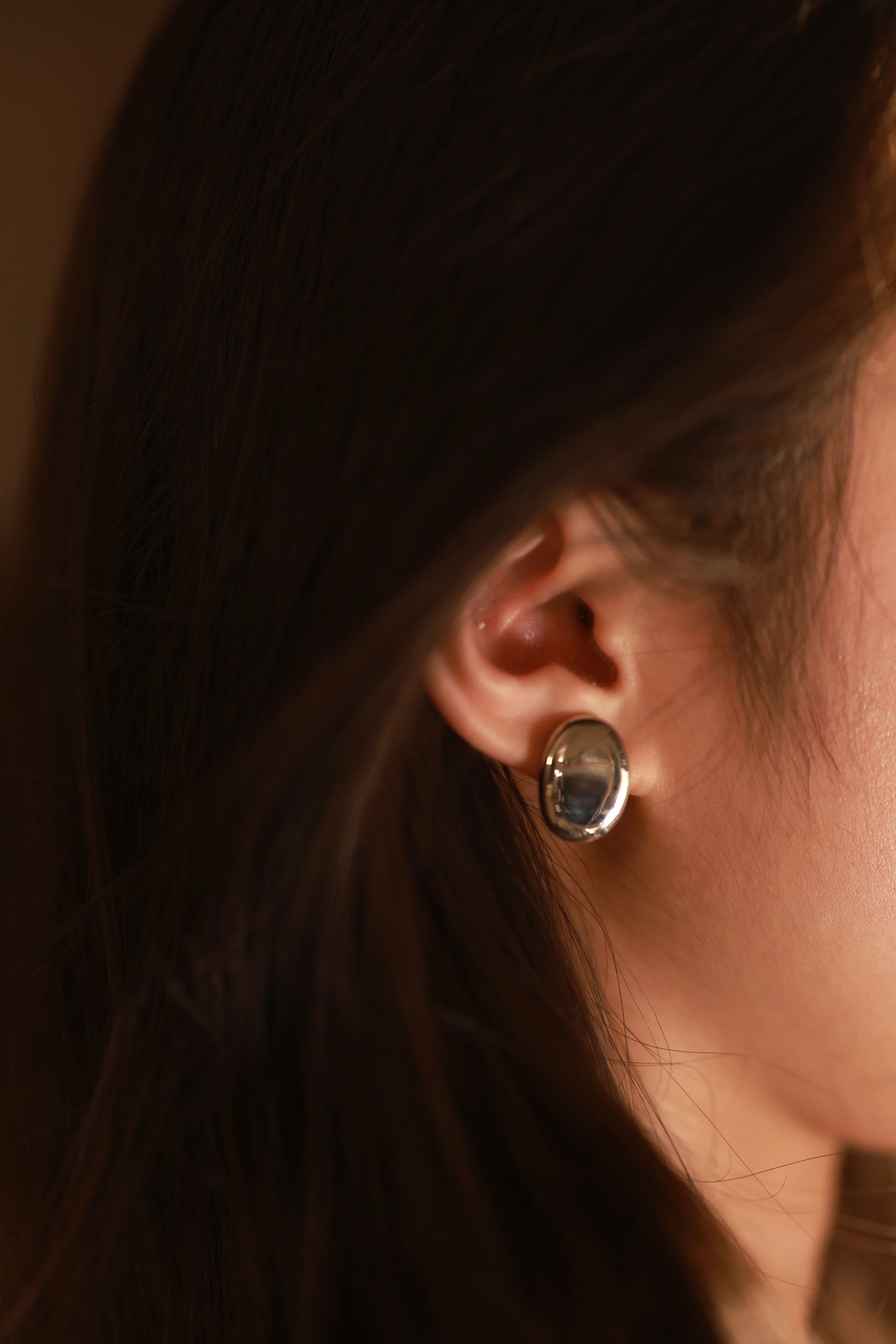 Luna Oval Silver Clip — image 4
