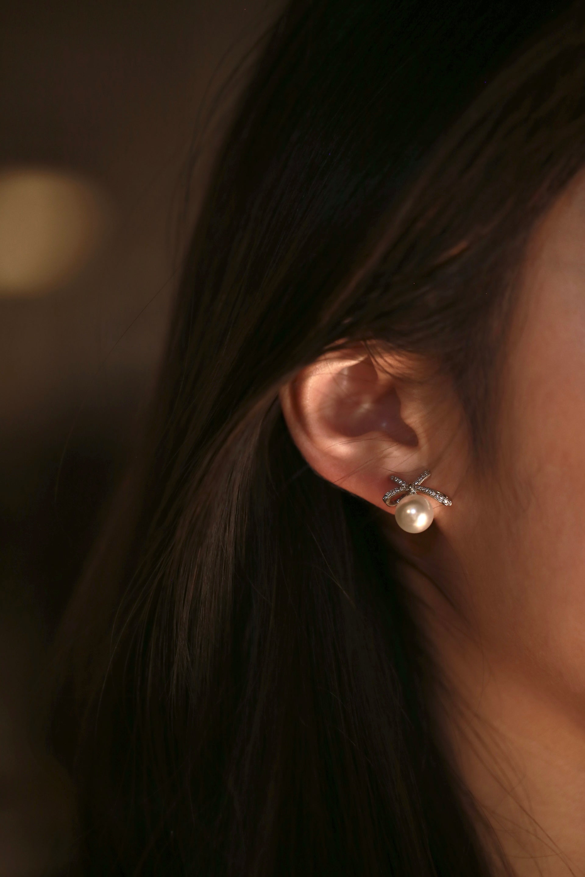 Pearl Tie Luxe Clips