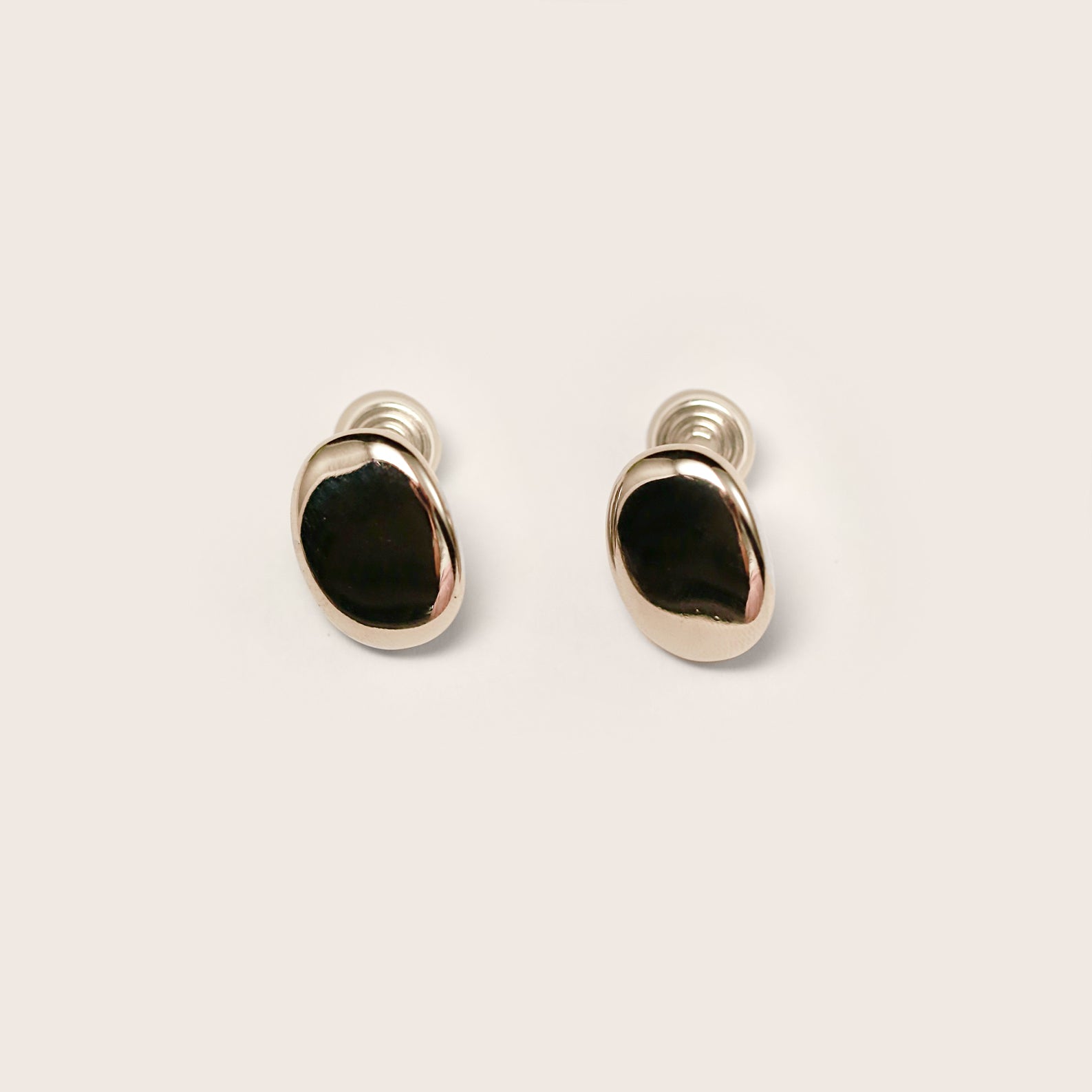 Luna Oval Silver Clip